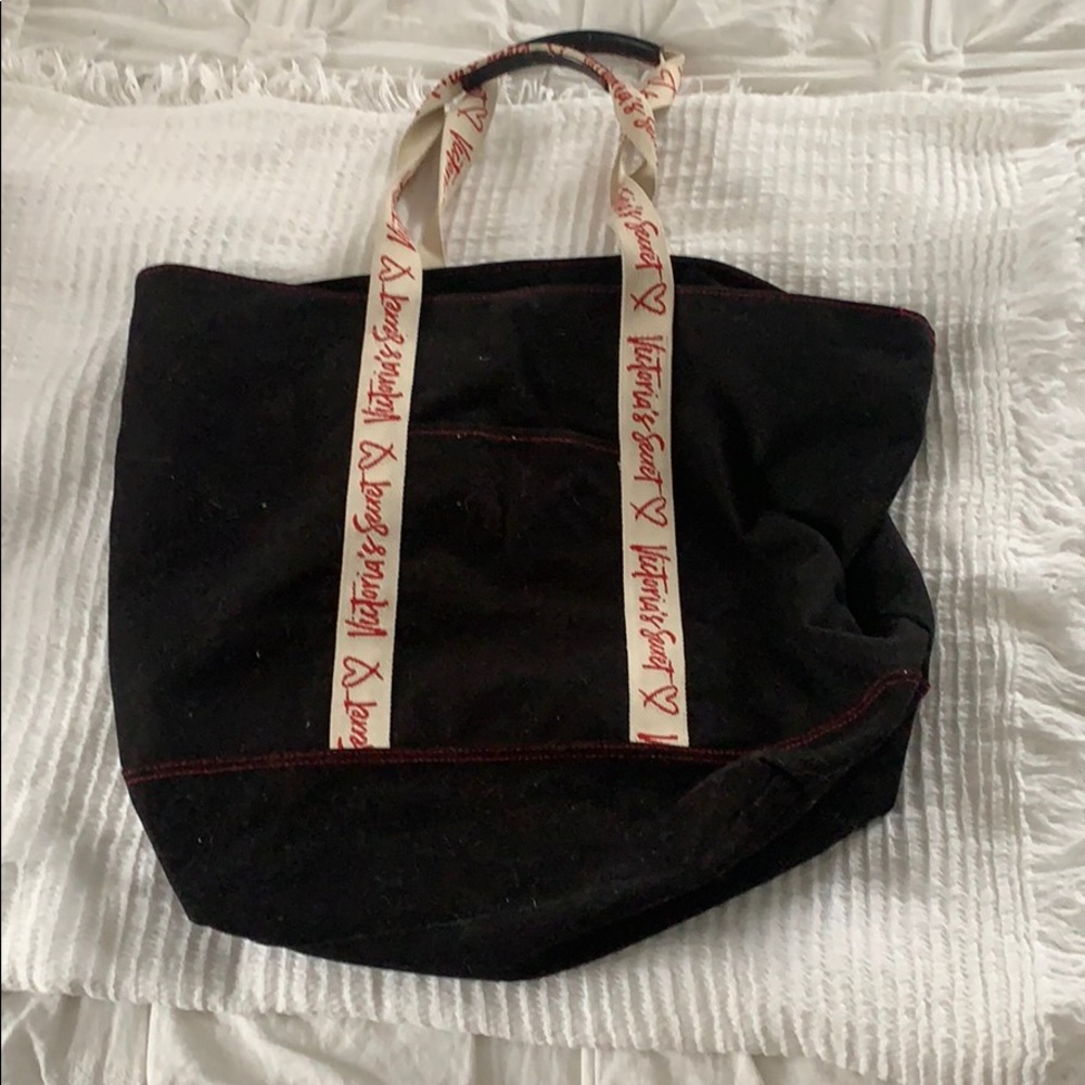 LARGE VS TOTE